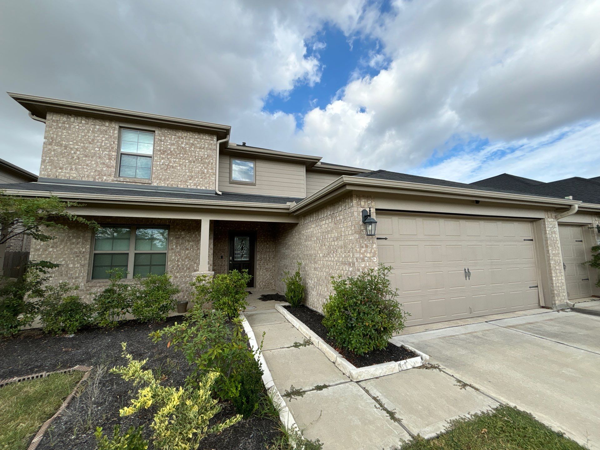 Residential Roofing Repair using Owen's Corning Duration (Lifetime) Shingles by Roof Repair Company