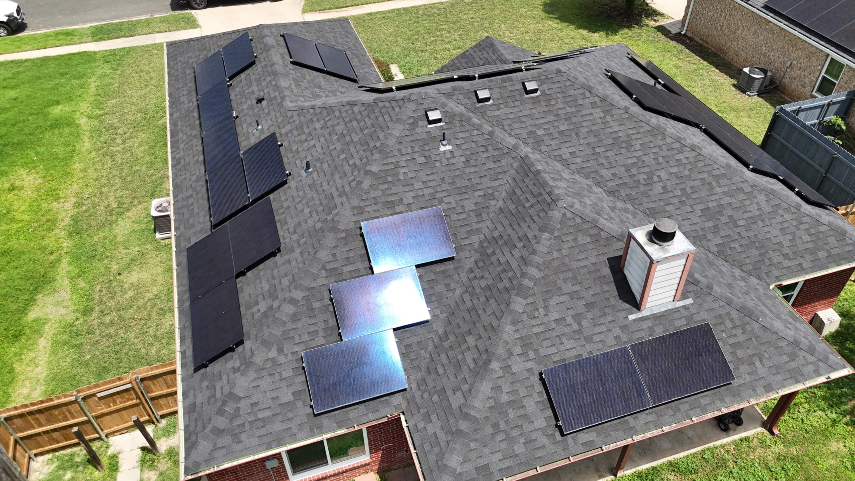 Brilliant Black - Malarkey Vista by RoofsOnly.com