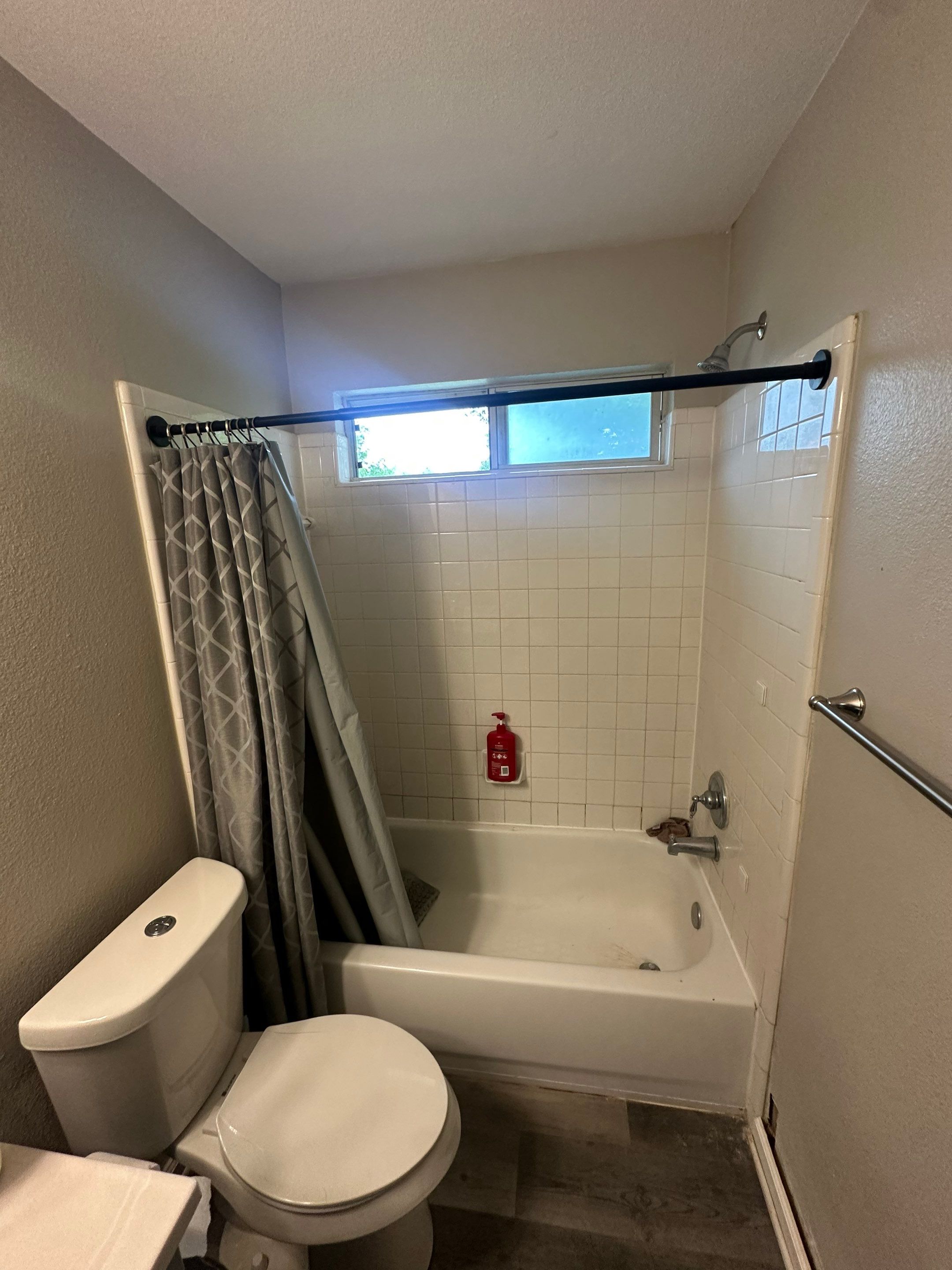 Tub to Shower Conversion in San Antonio 78247 by Lane Lauritsen - The Hill Country, Texas