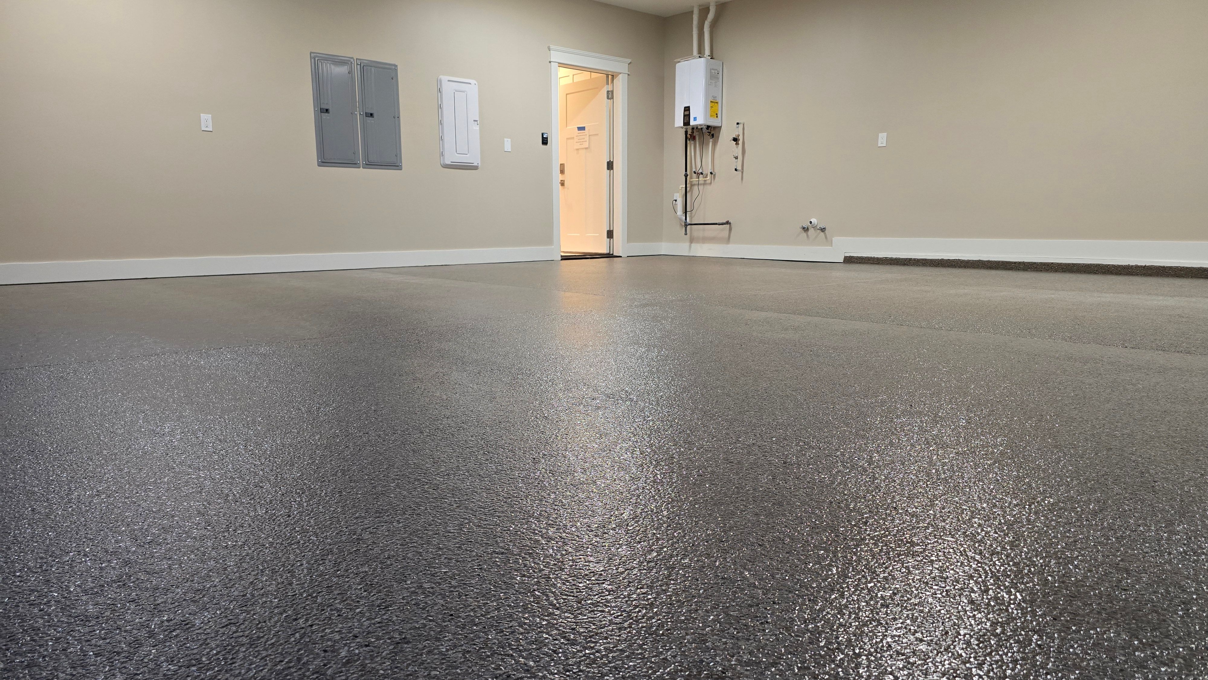 Garage using Obsidian by Elite Floor Solutions