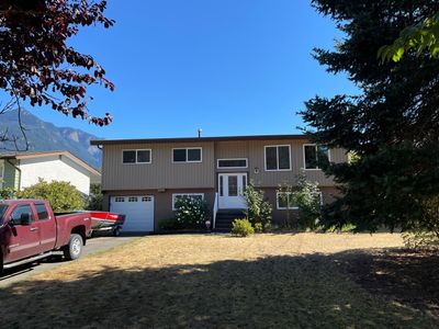 Residential ReRoofing Installation using IKO 2ply sbs