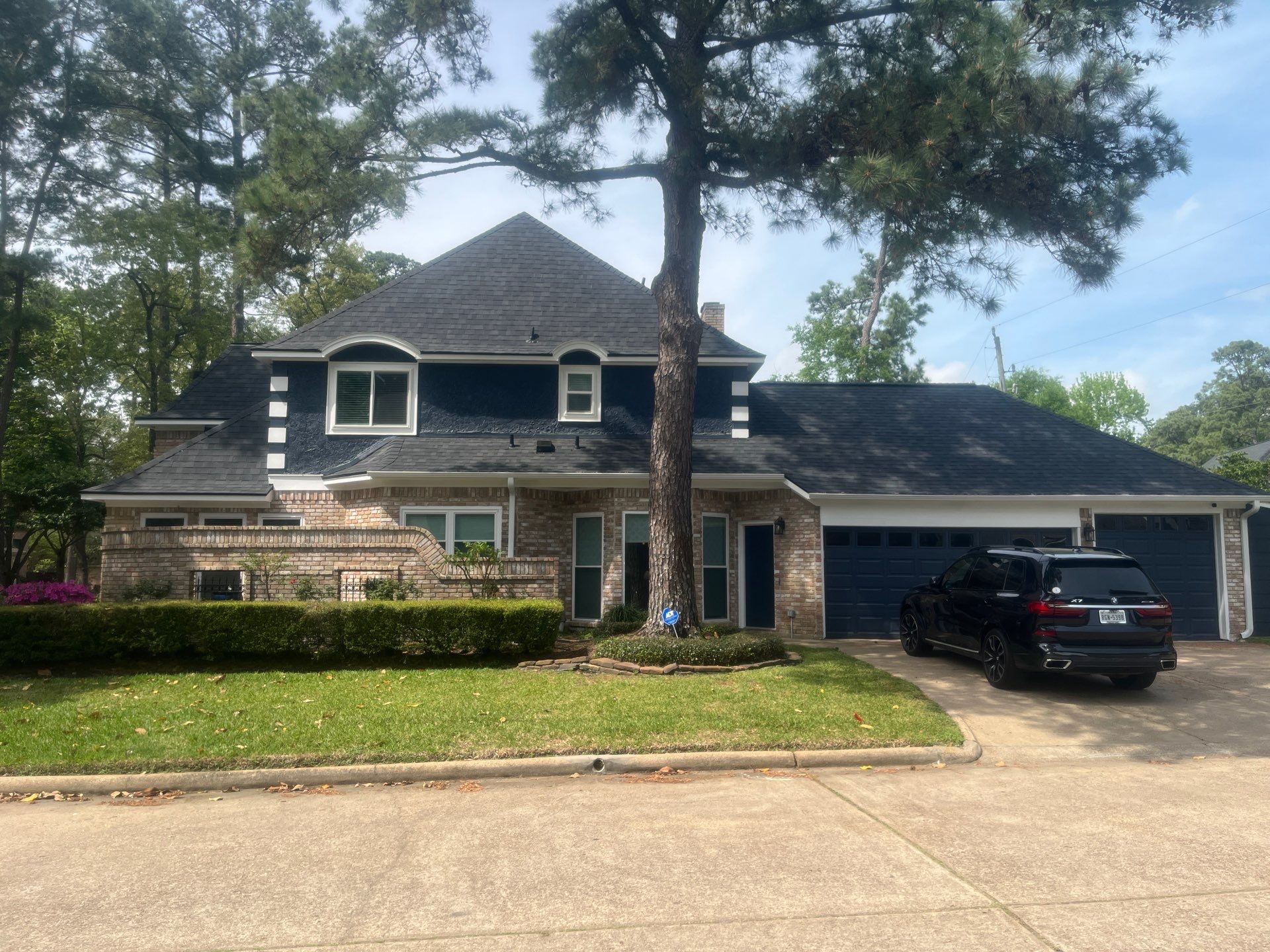 Residential Roofing Installation using Owen's Corning in Champions, Tx by Roof Concepts Construction
