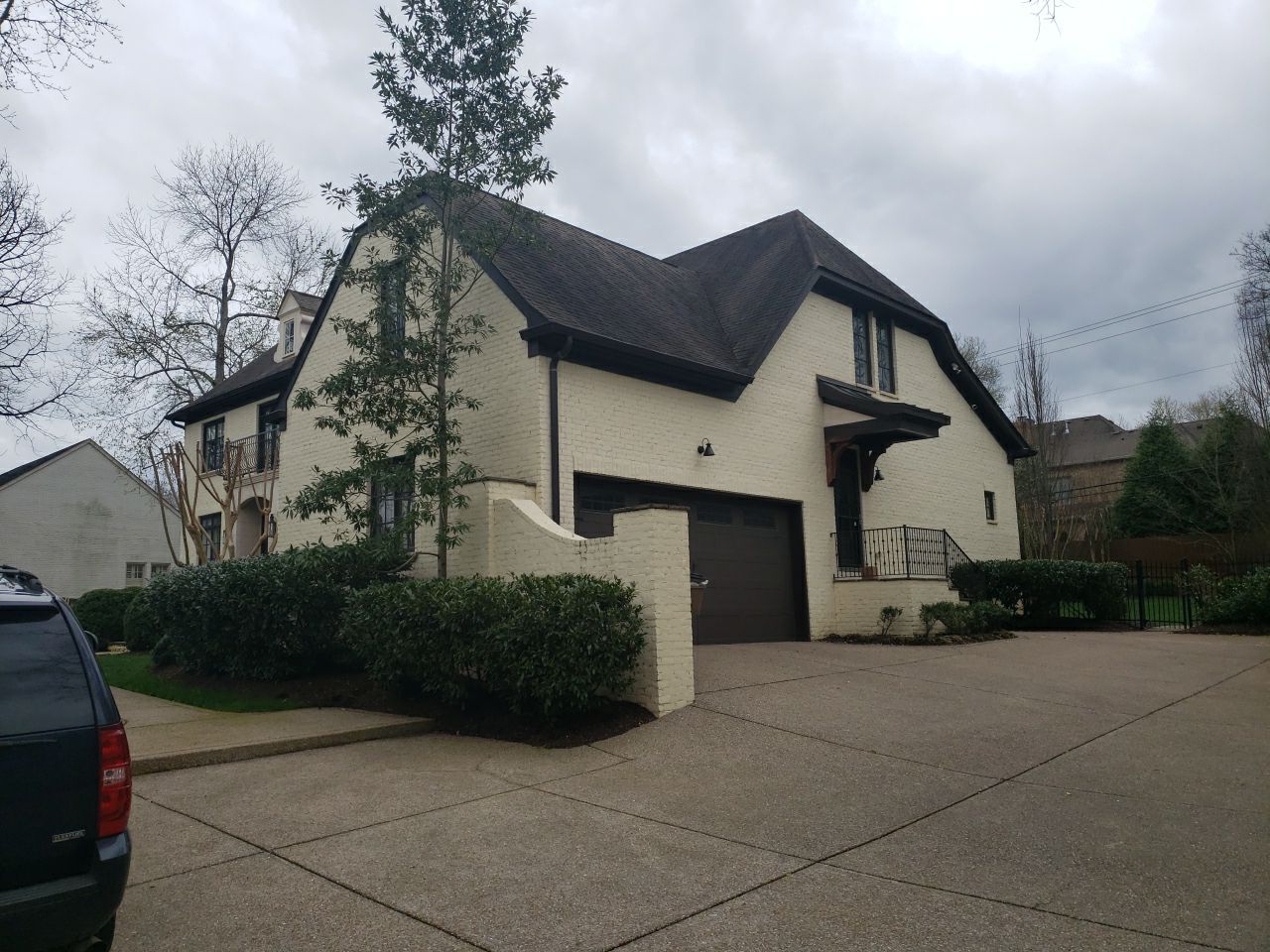 Presidential Shake Install by Paragon Roofing