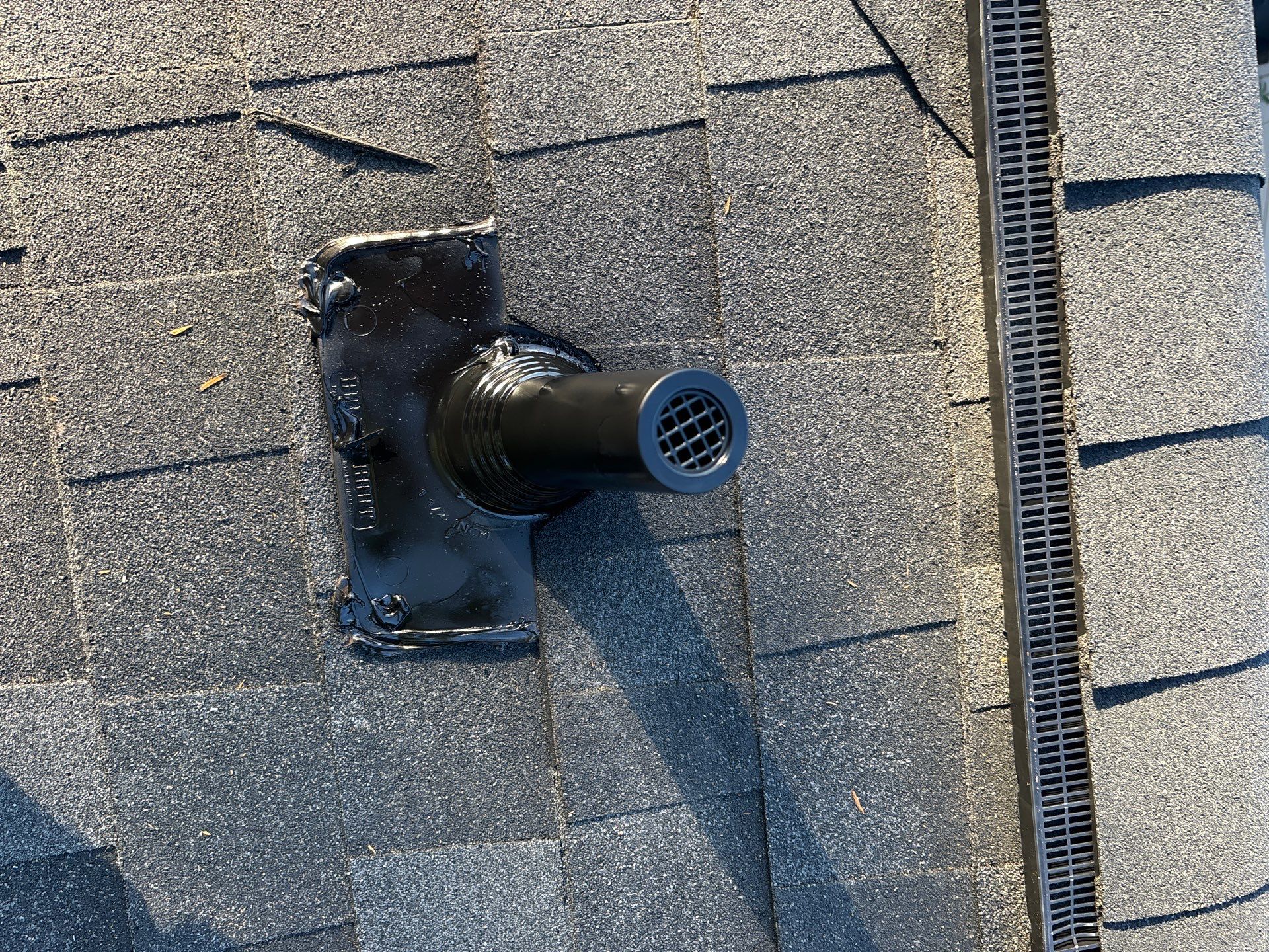 Residential Roofing Installation using Owen's Corning Duration (Lifetime) Shingles by Roof Repair Company