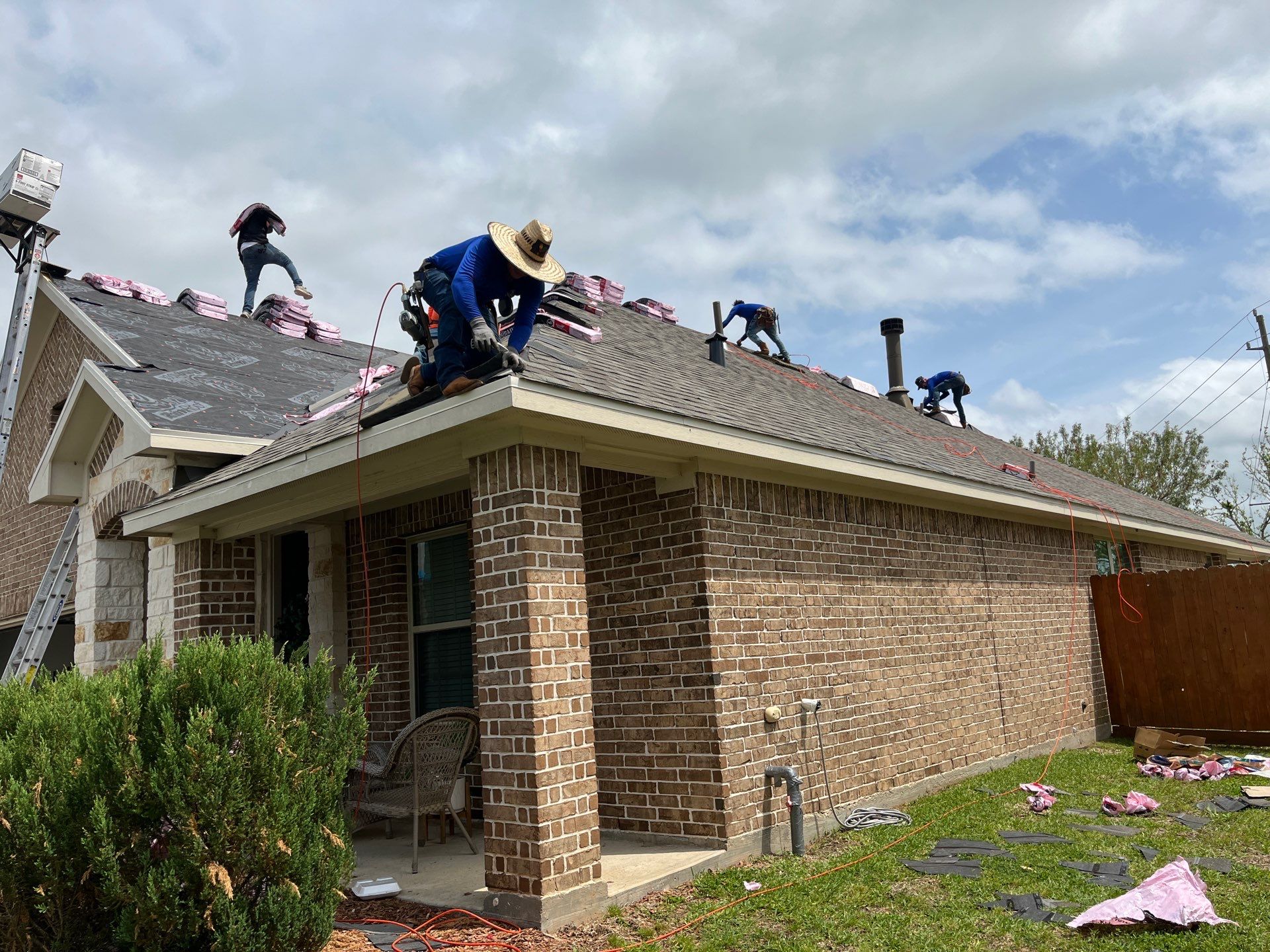 Hail Damage using Owen's Corning Duration (Lifetime) Shingles by Roof Repair Company