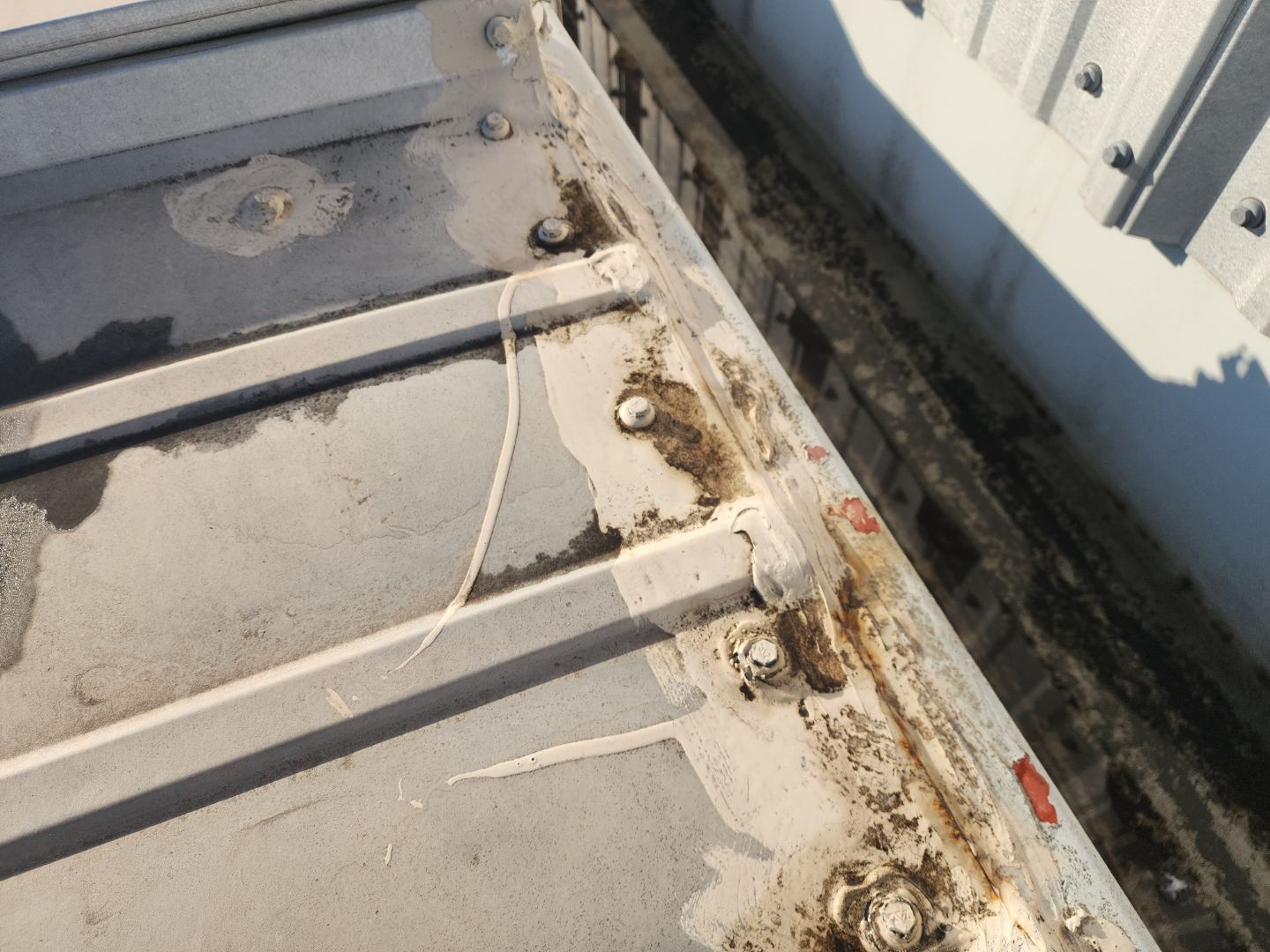 Metal Roof Coating – Omaha, Nebraska by Tillotson Enterprises