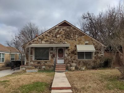 Roof Replacement in Central Fort Worth