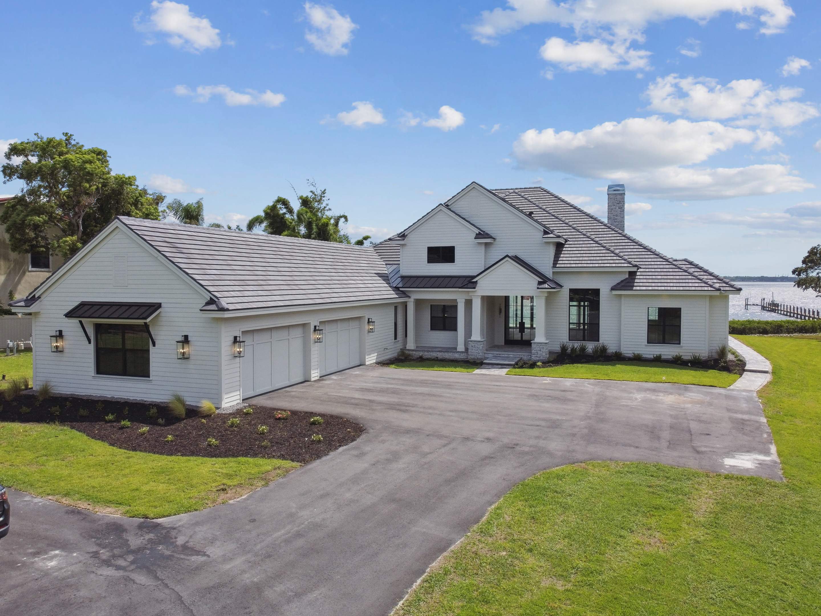Custom Kingston by Lyons Heritage Tampa, LLC
