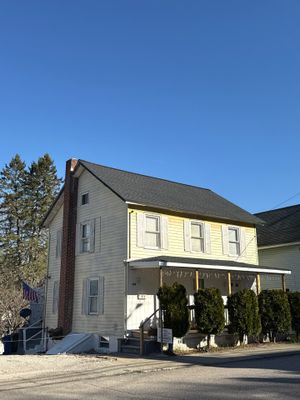 DiGiorgi Roofing in Norwalk creating a beautiful newly shingled home