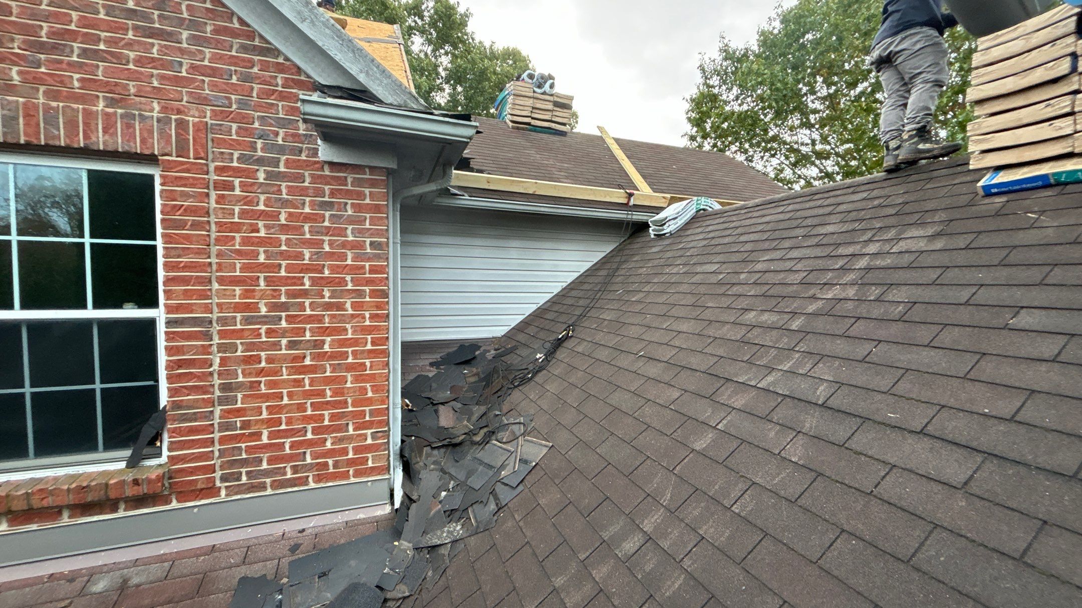 Roof Replacement using CertainTeed Landmark by 180 Contractors