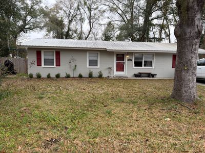High Springs Residential Window Replacement with White Vinyl Windows