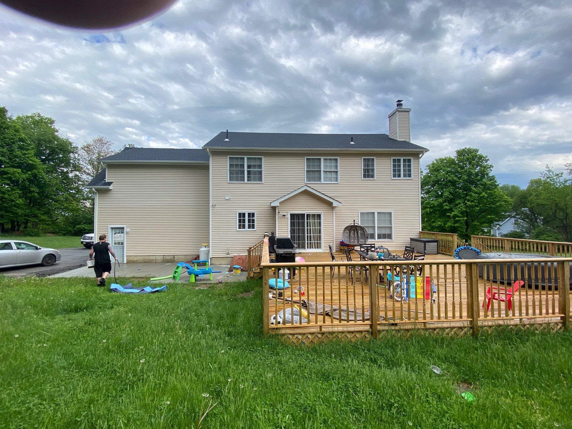 Middletown NY Roof Install by roberts roofing