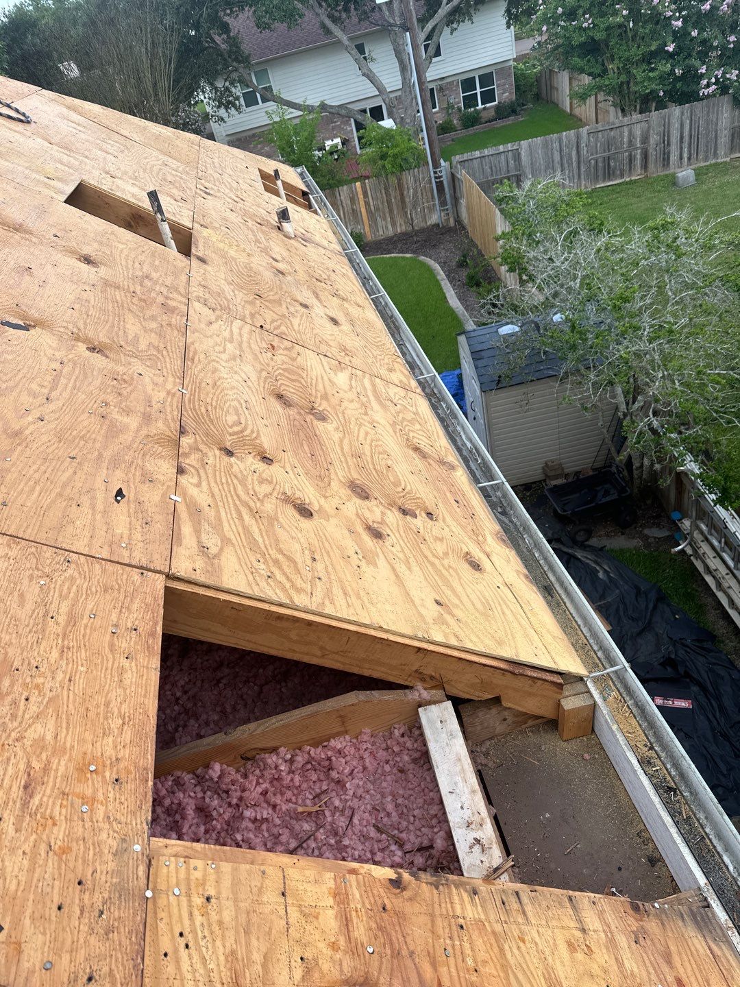 Residential Roofing Installation using Owen's Corning Duration (Lifetime) Shingles by Roof Repair Company