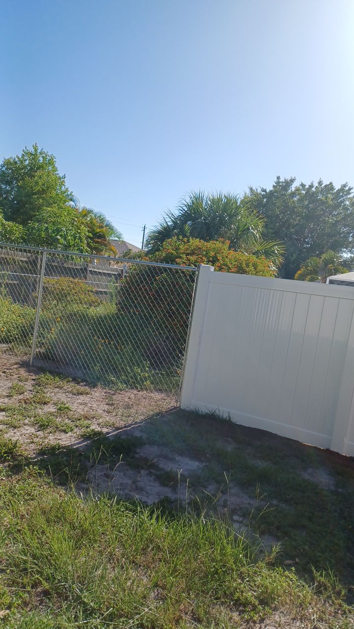 Bradenton, FL 6ft. Tall White Vinyl Privacy  by Asap fence and gates, LLC