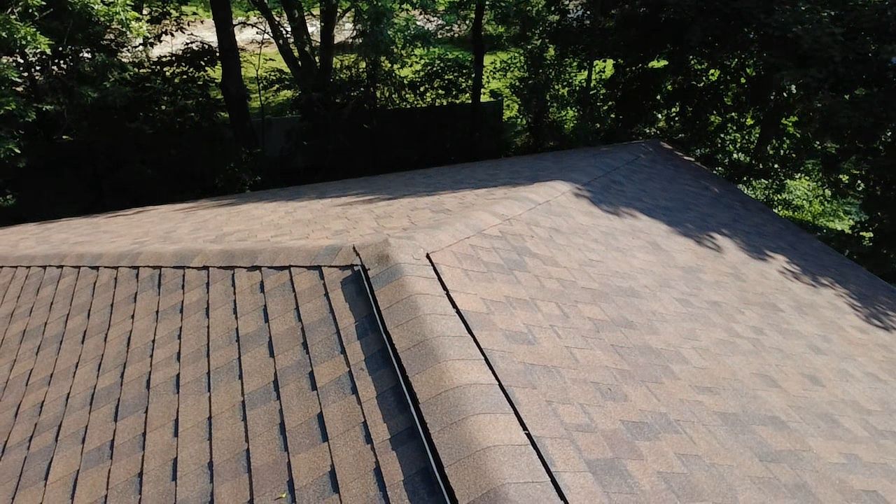 Bob C: Atlas Pinnacle, Color, Burnt Hickory, Drip Edge, Color, Musket Brown by Eagle Eye Roofing