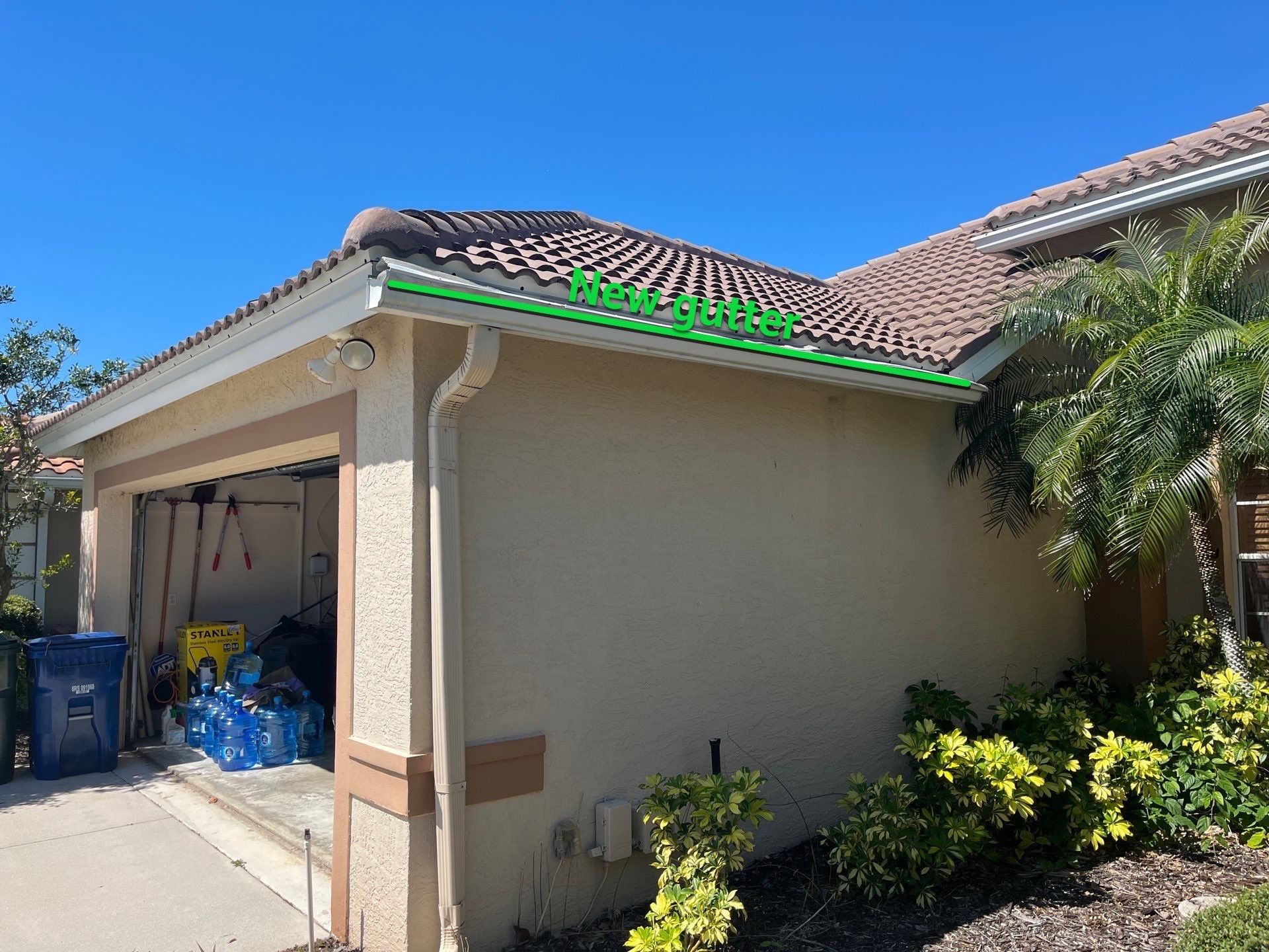 7 inch seamless gutters using K-Style Seamless Gutters in Sarasota FL by Gutter Professors