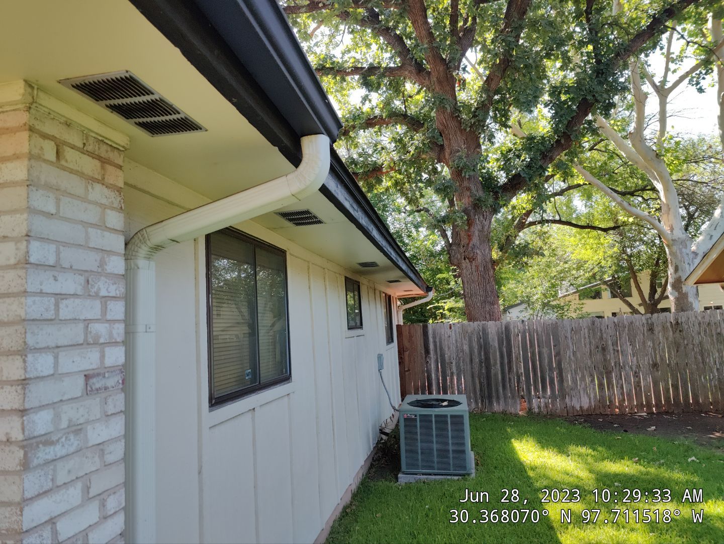 Residential Roofing Installation using Owens Corning Oakridge Estate Grey by DeZign Roofing & Exteriors