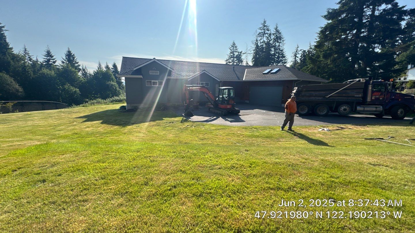 Asphalt Driveway Repair | Everett  by Jireh Asphalt & Concrete Inc 