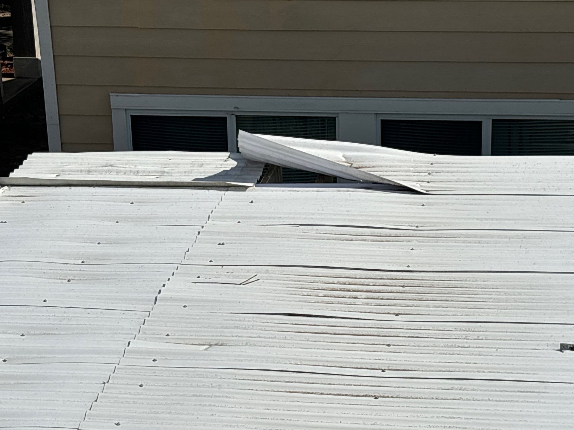 Residential Roofing Installation using Owen's Corning Duration (Lifetime) Shingles by Roof Repair Company