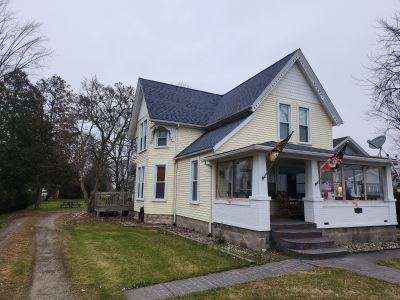 Residential Roofing Installation using IKO DYNASTY - Granite Black