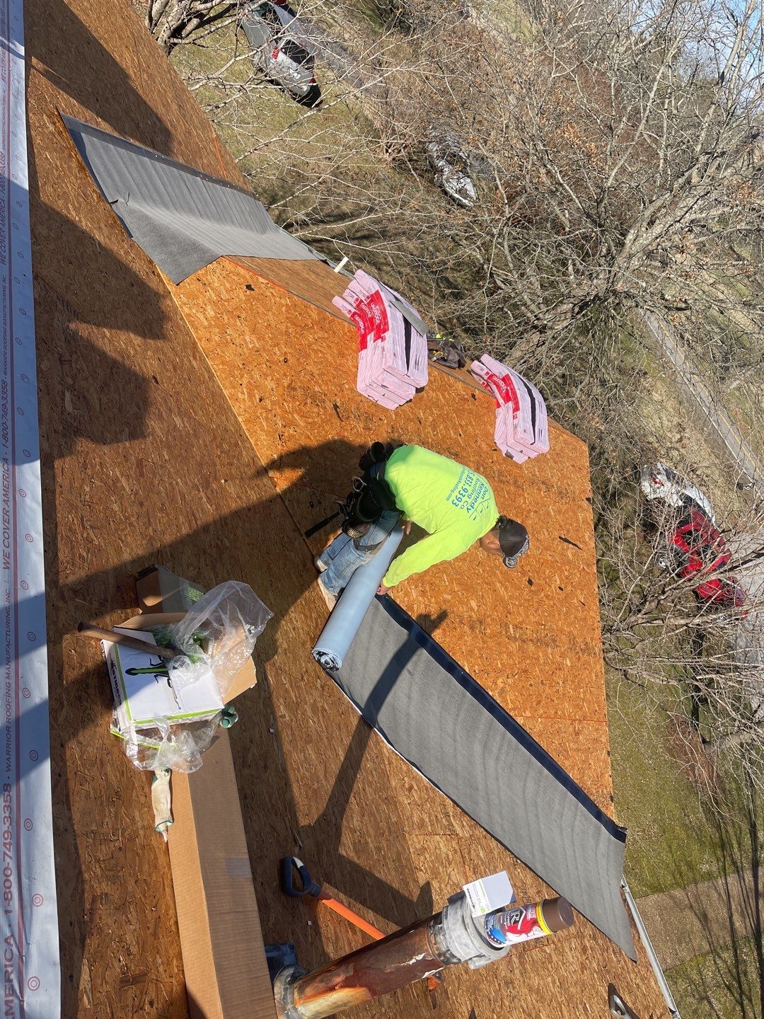 Residential Roofing Installation using Owens Corning Oakridge Roofing System by Undersun Roofing 