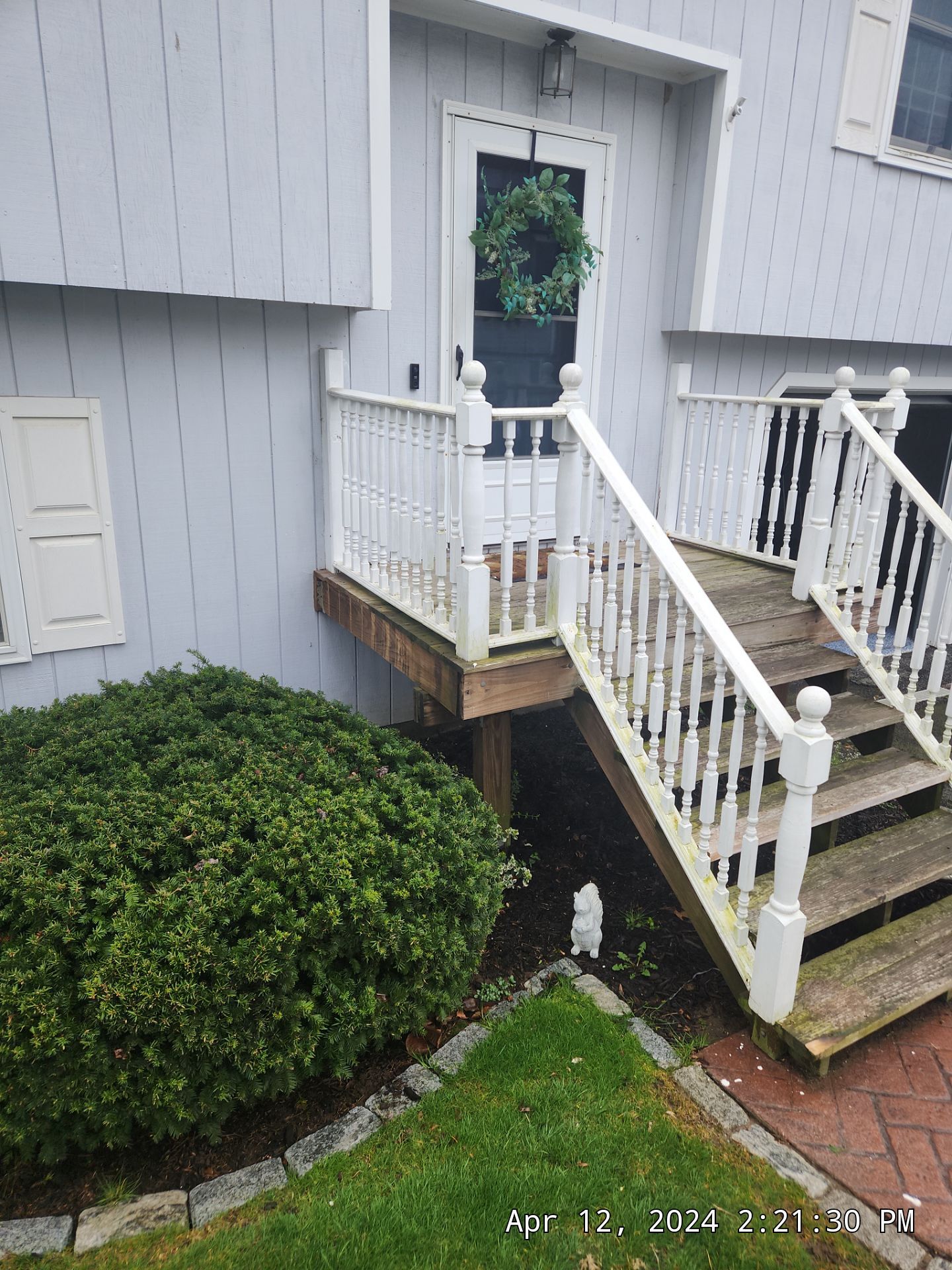 Siding Installation using Certainteed Cedar Impressions Straight Edge Perfection Shingles - D7 - Pacific Blue by A Plus Exterior