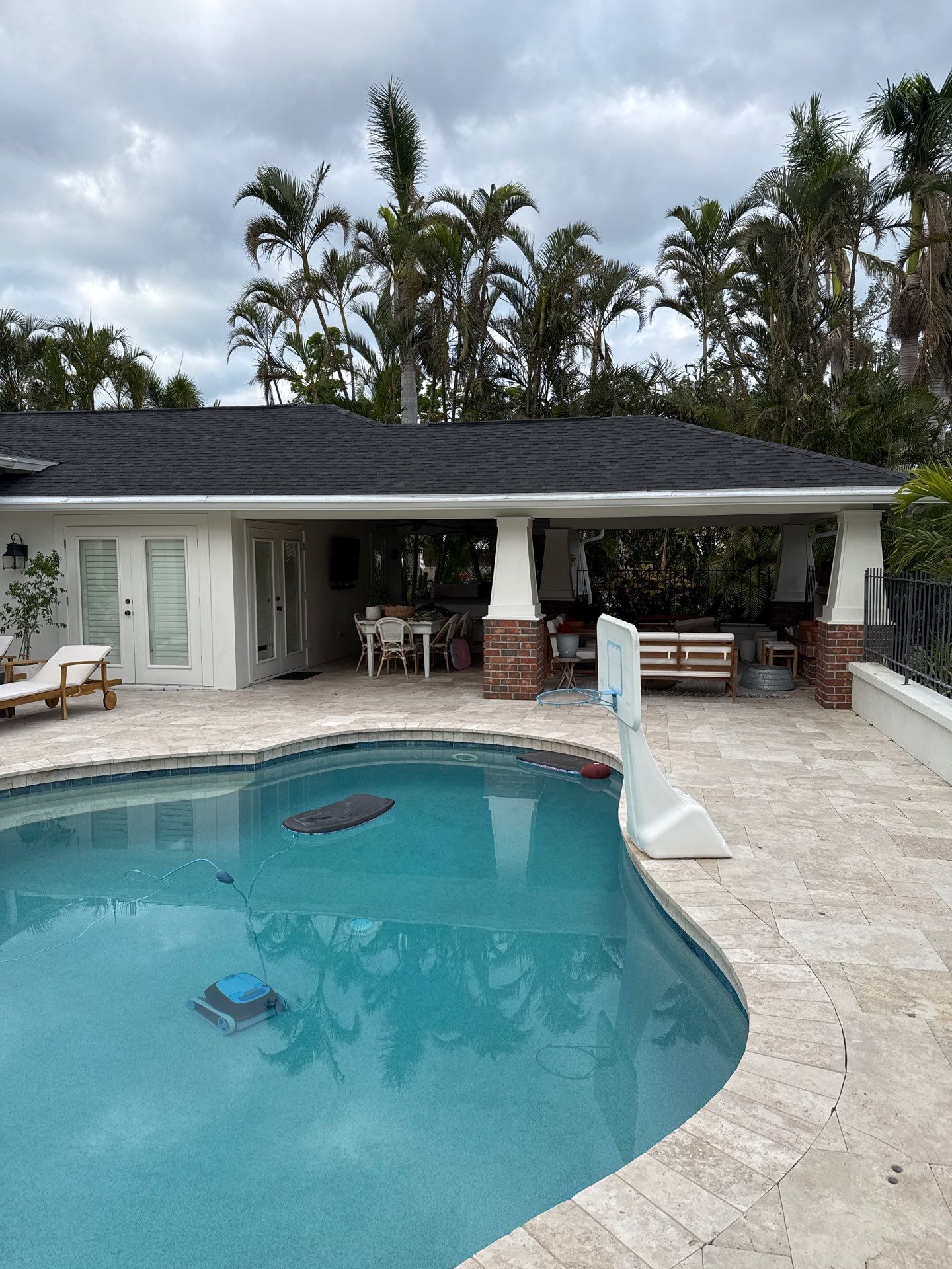 Seamless Gutters for Homes in Bradenton FL by Gutter Professors