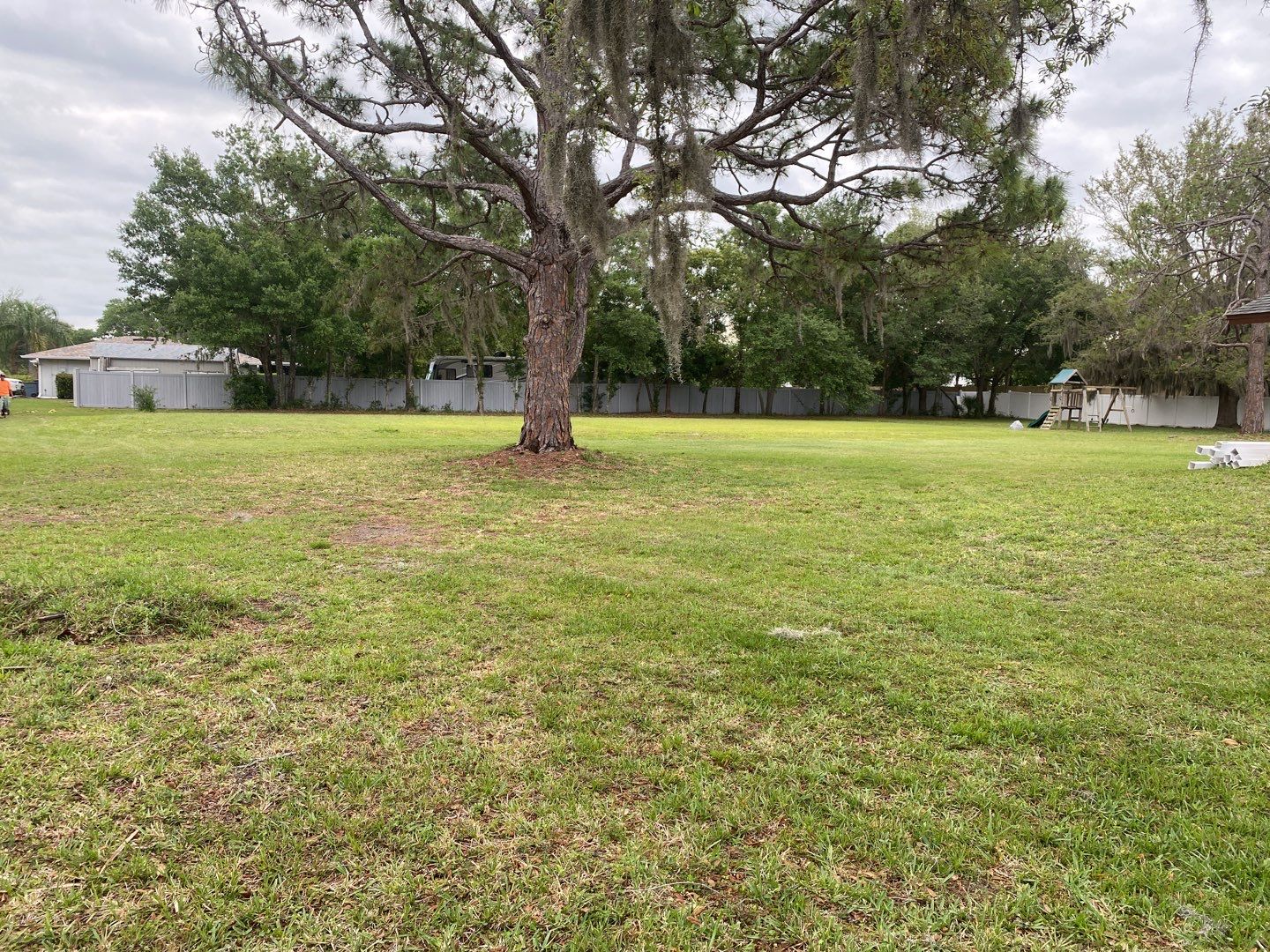 Sarasota, FL 6 ft. Tall White Vinyl Privacy Fence by Asap fence and gates, LLC