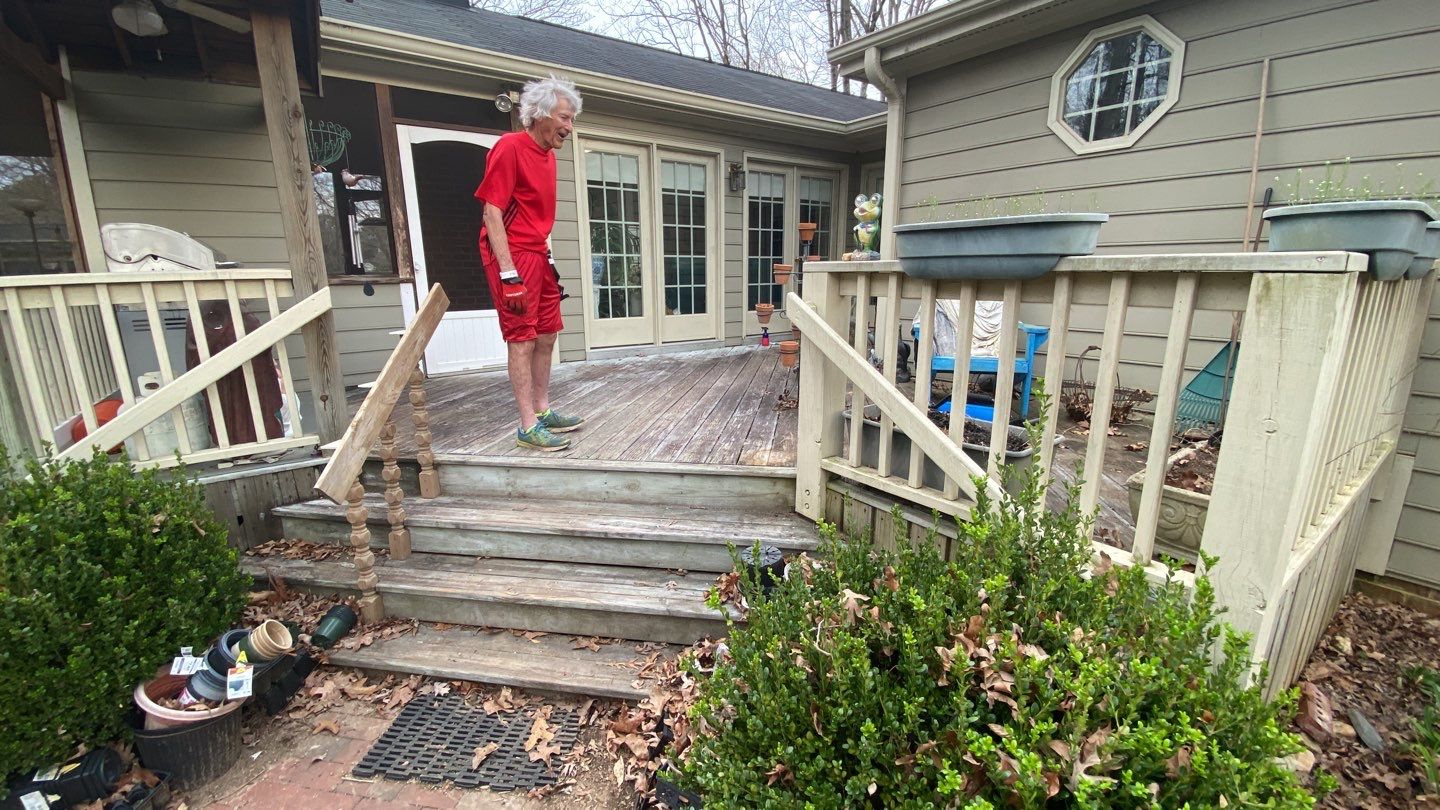 Coated Deck using Wood Sealant by DuraSeal