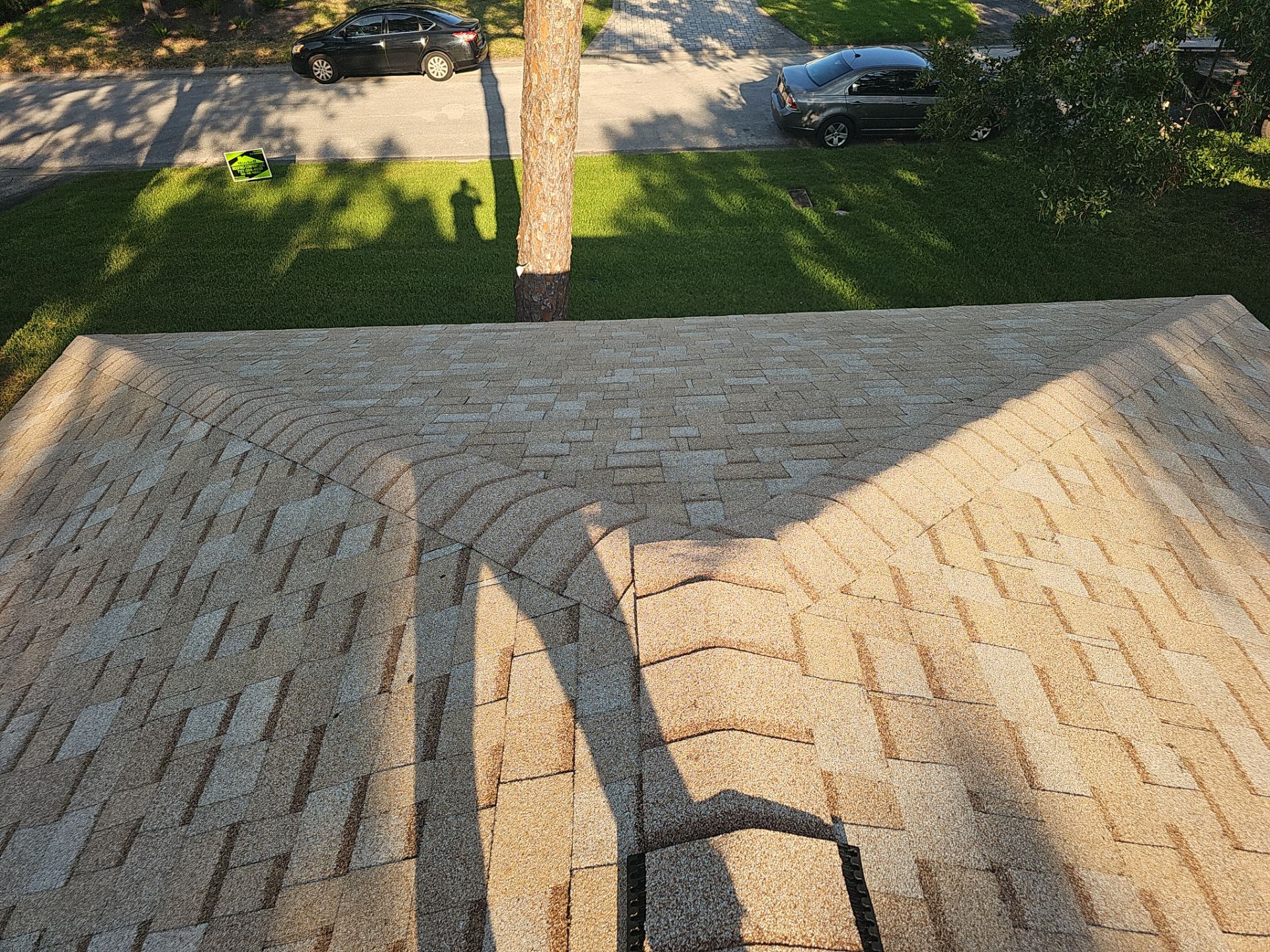 Project in St. Petersburg 33702 by Mitchell Roofing Company LLC 