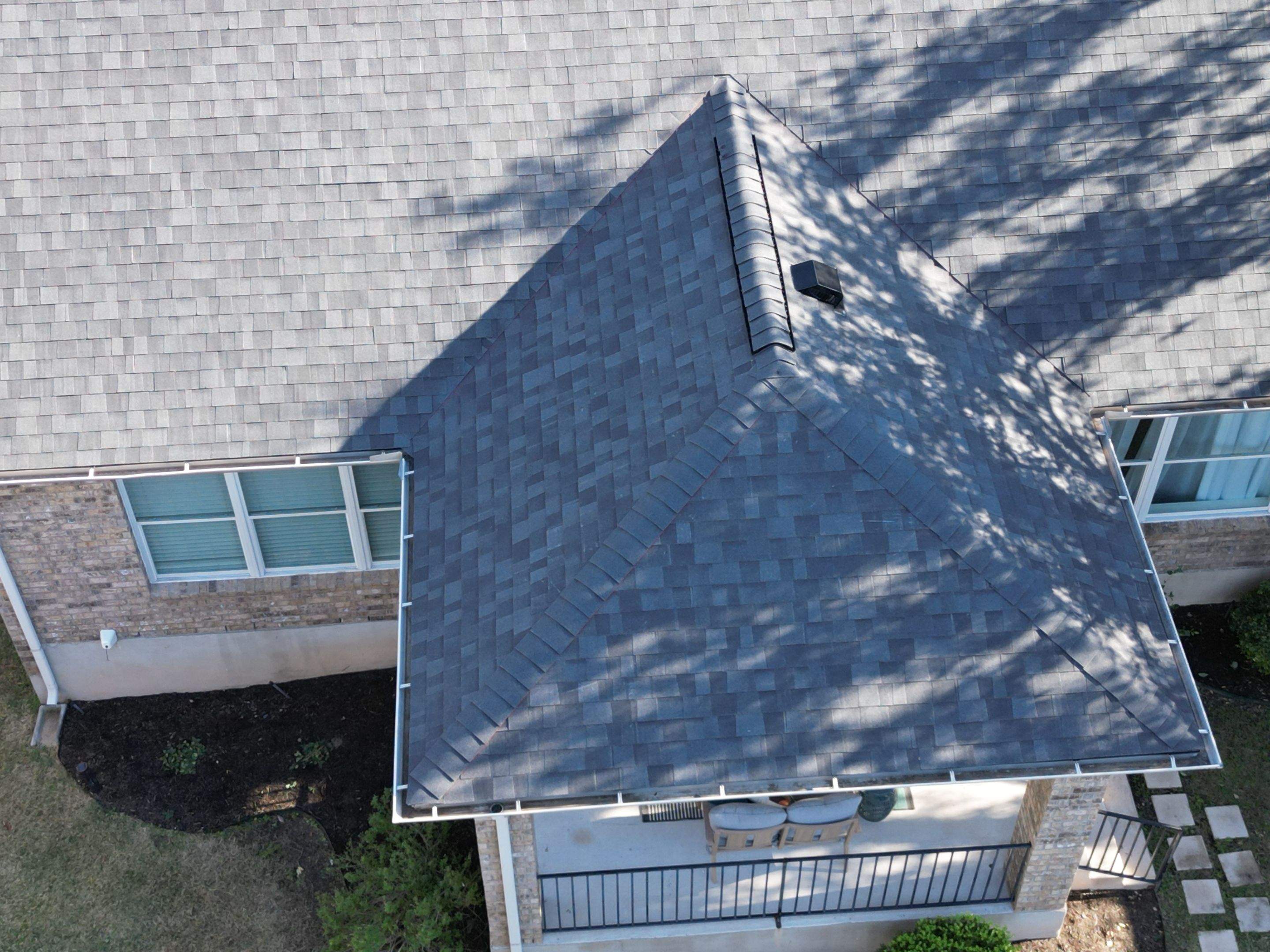 Onyx Black - Owens Corning TruDefinition Duration by RoofsOnly.com