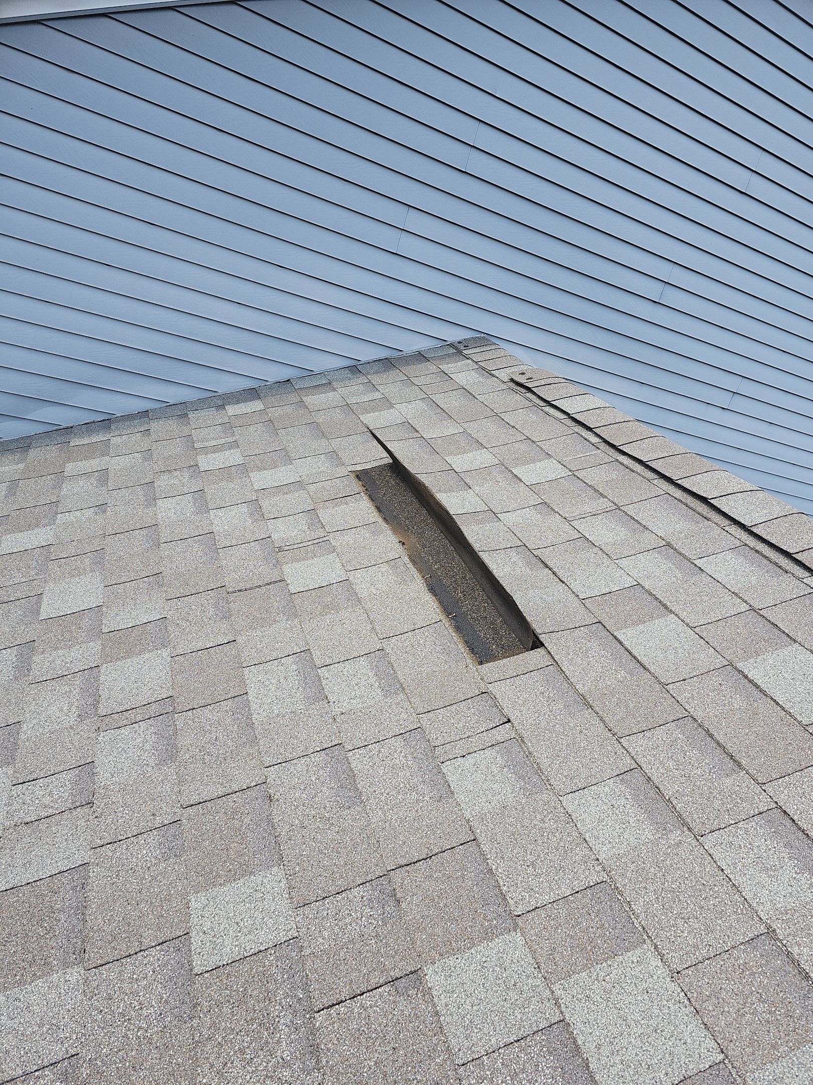 ATLAS PINNACLE HP W/SCOTCHGARD HEARTHSTONE  by Eagle Eye Roofing