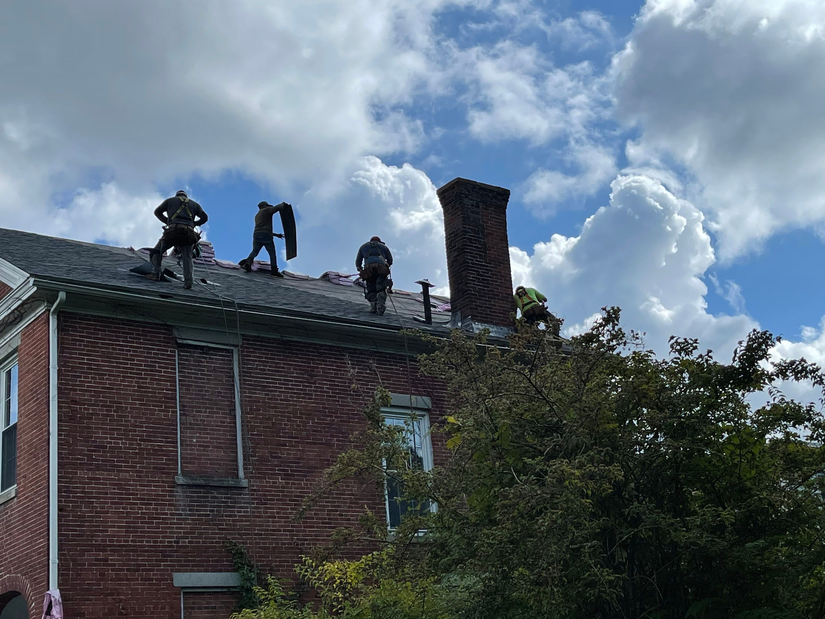Residential Roofing Installation using Owens Corning TruDefinition by Sensible Home Solutions