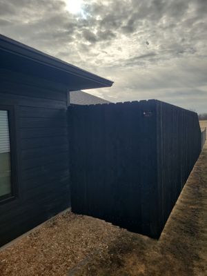 Residential Fencing Installation for New Construction Homes in Cedar Falls