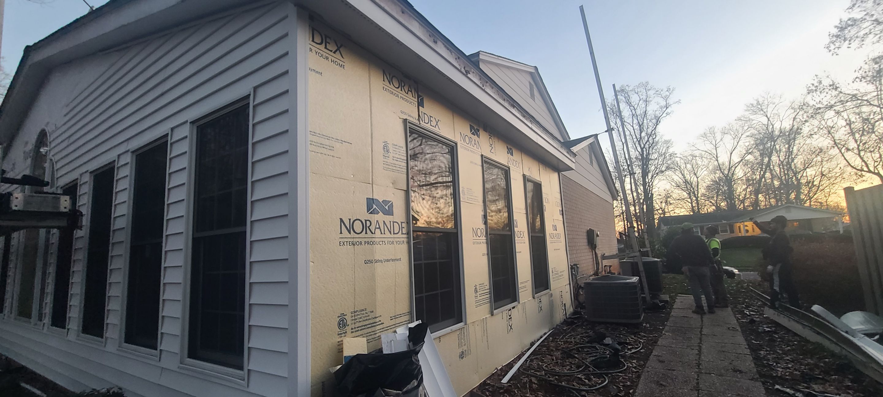 Springfield CertainTeed Charcoal Black Roof & CertainTeed Colonial White Siding by RM Banning, Inc.