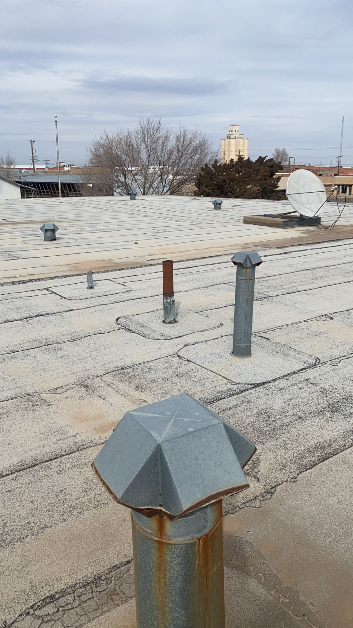 Muleshoe, Texas Post Office  by Grell Roofing, LLC