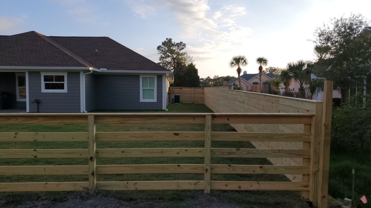 You can never go wrong with Horizontal by Hip Square Fence Inc.