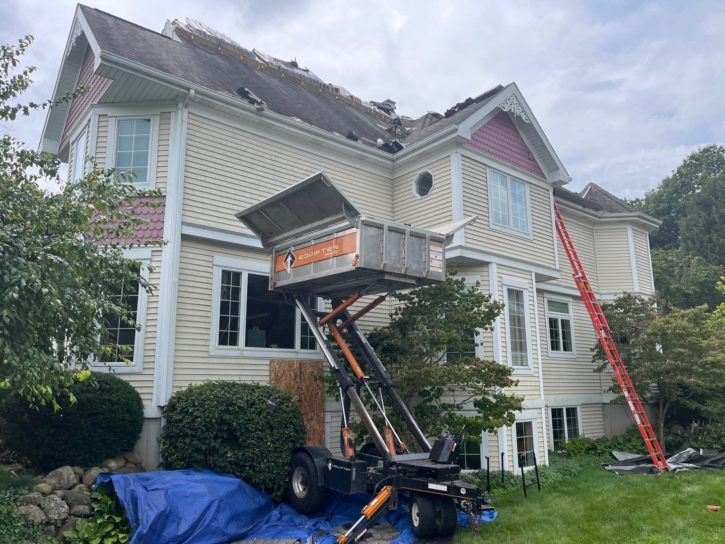 Residential Roofing Installation using GAF HDZ - WeatheredWood by Acme Exteriors