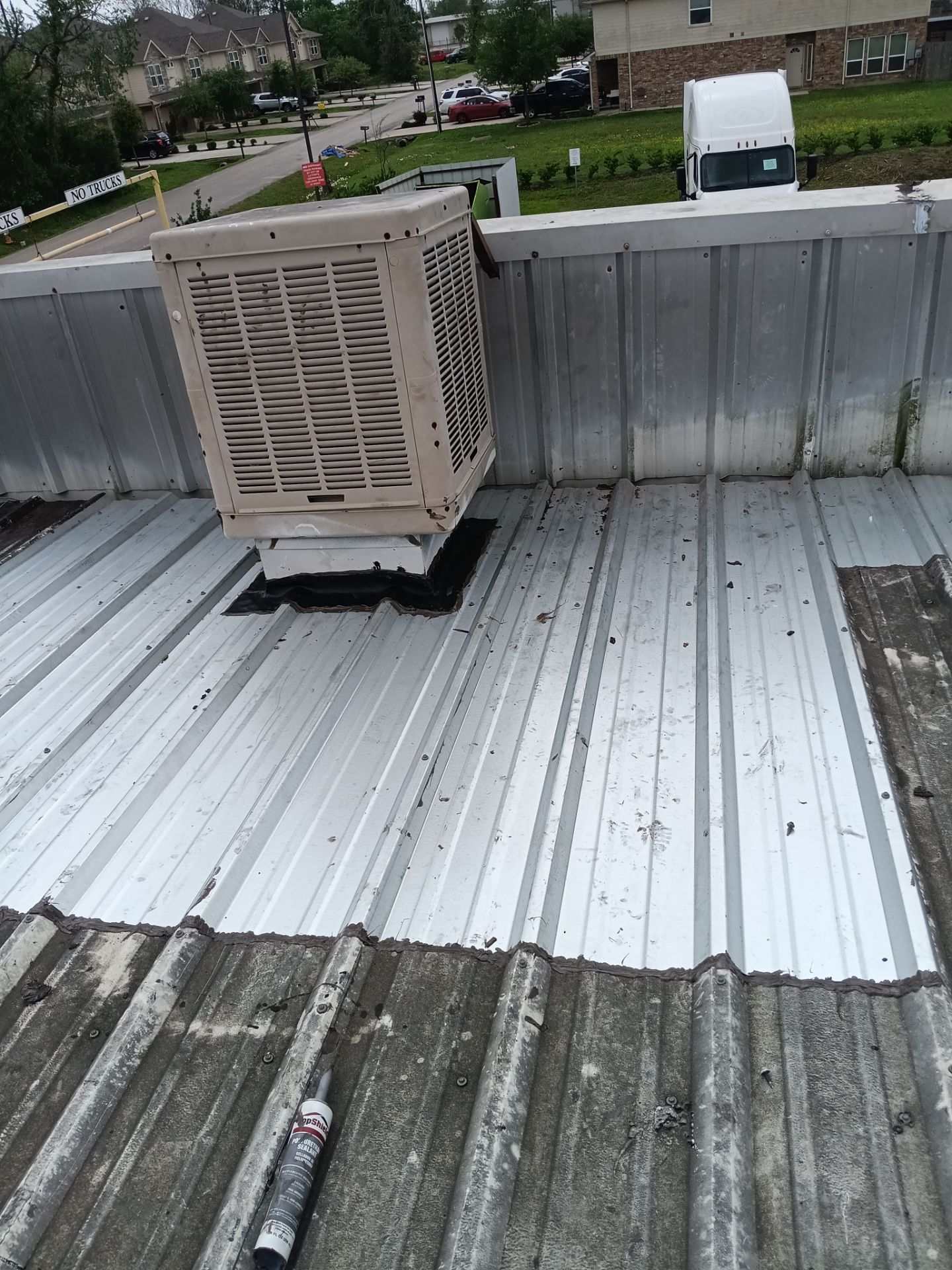 Roof Repair La Porte by Roof Repair Company