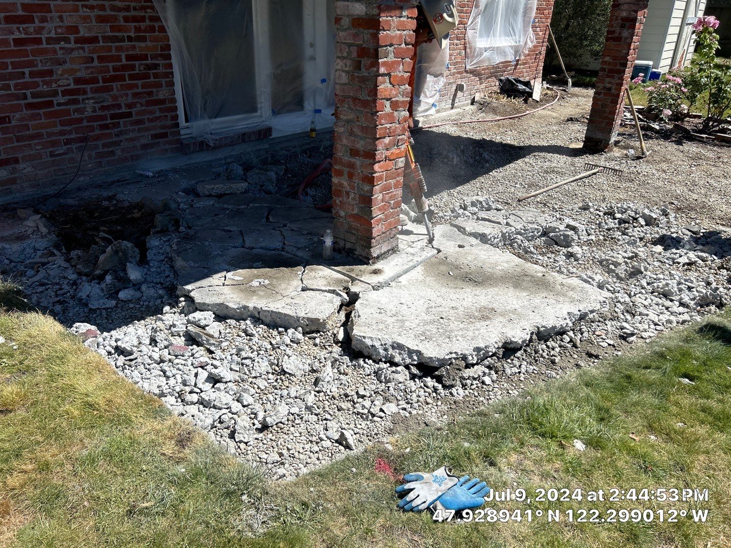 Susan | Concrete Patio by Jireh Asphalt & Concrete Inc 