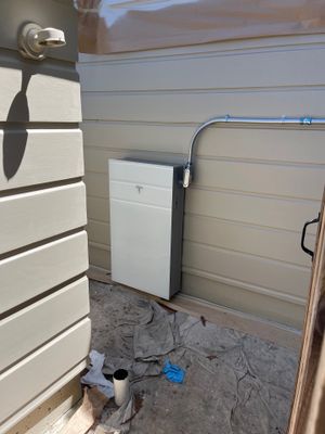 5372 Hilltop Crescent