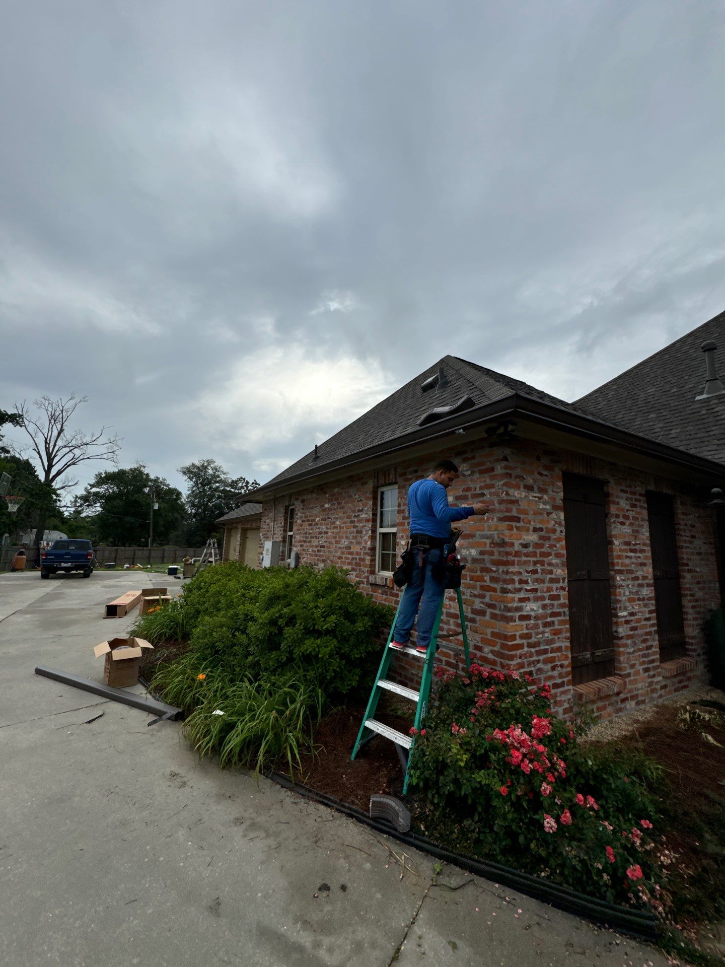 Residential Roofing Installation using Atlas Pinnacle Impact Weathered Wood; Weathered Bronze Gutters  by Top Team Construction