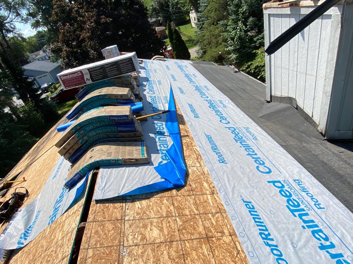 Roof Replacement using CertainTeed Landmark by 180 Contractors