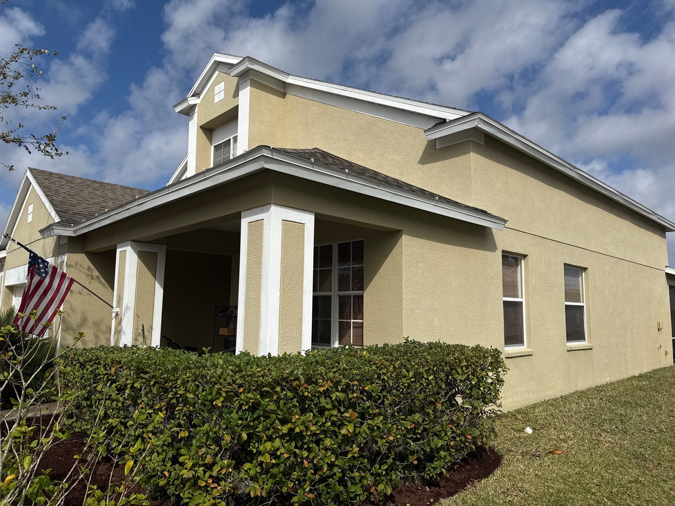 House Wash Removing Heavy Algae Buildup | River Plantation, Parrish FL by Sunshine AquaWash