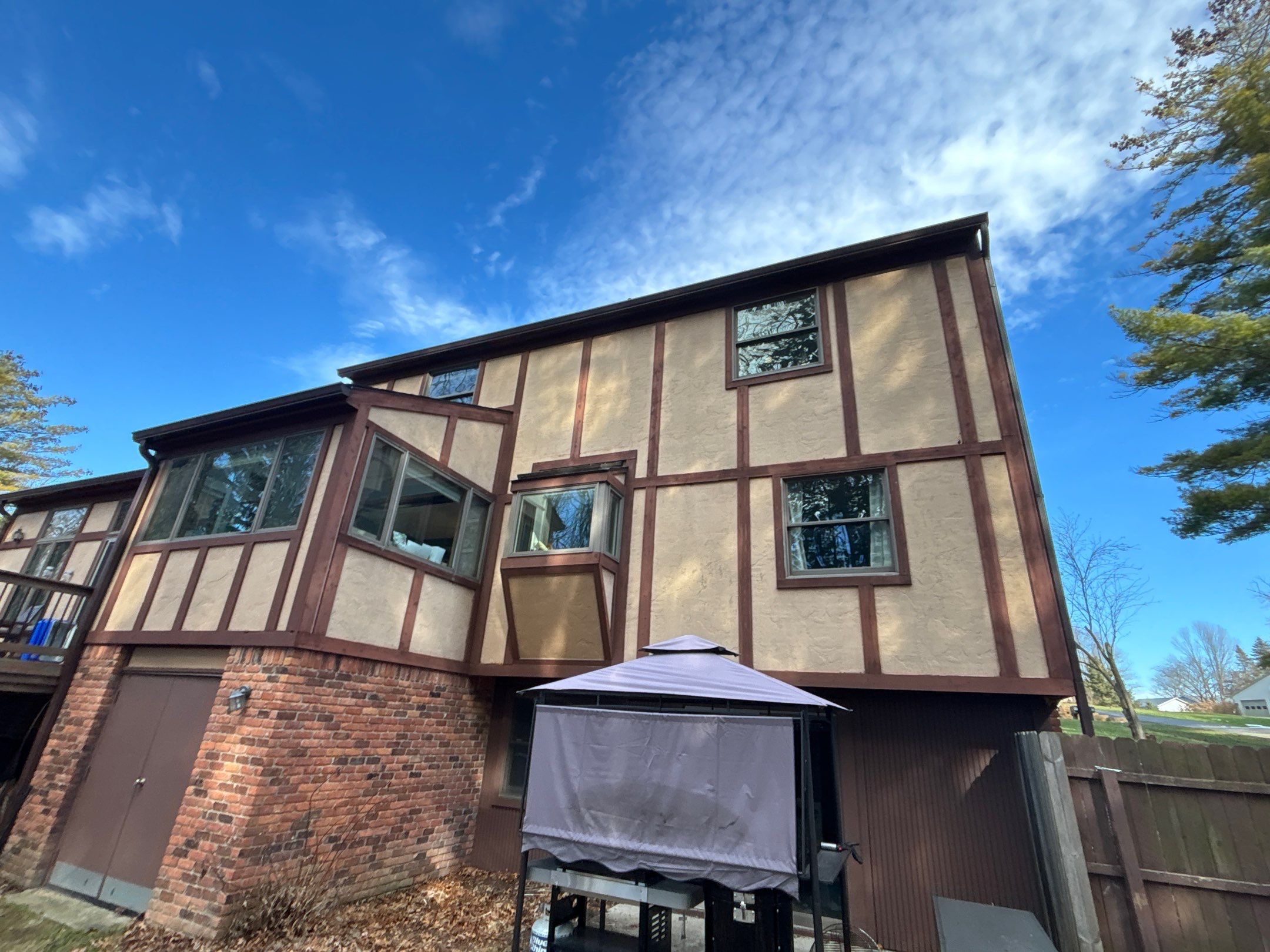 Siding Replacement using Alside D4 Odyssey-Plus Dutchlap by 180 Contractors