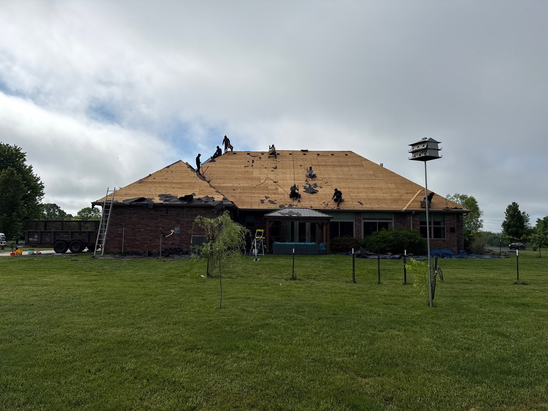 Roof Replacement & Seamless Gutters in Ozark by Table Rock Design + Build