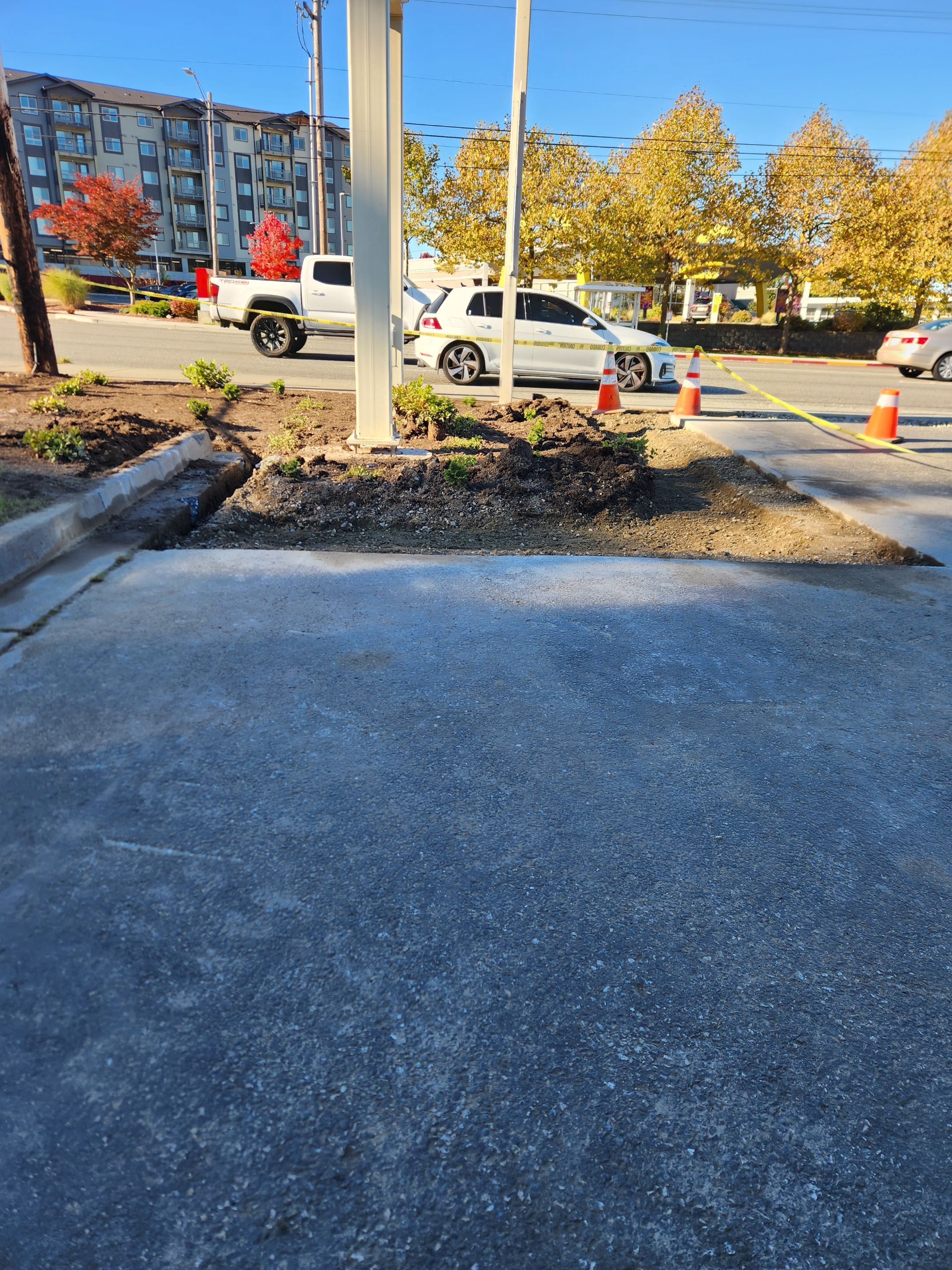 Project CSI, am-pm gas station.  by Jireh Asphalt & Concrete Inc 