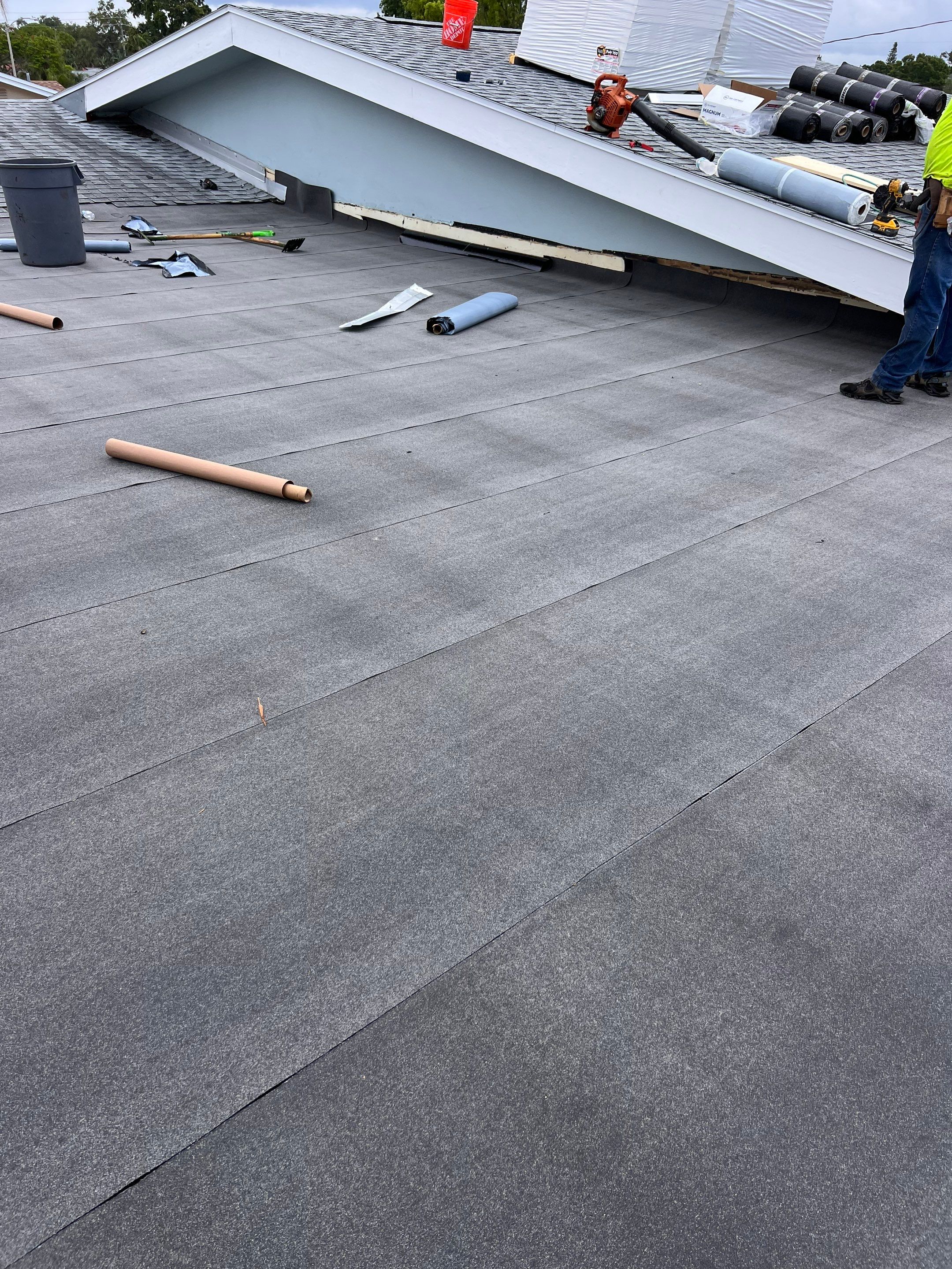 Project in St. Petersburg 33712 by Mitchell Roofing Company LLC 