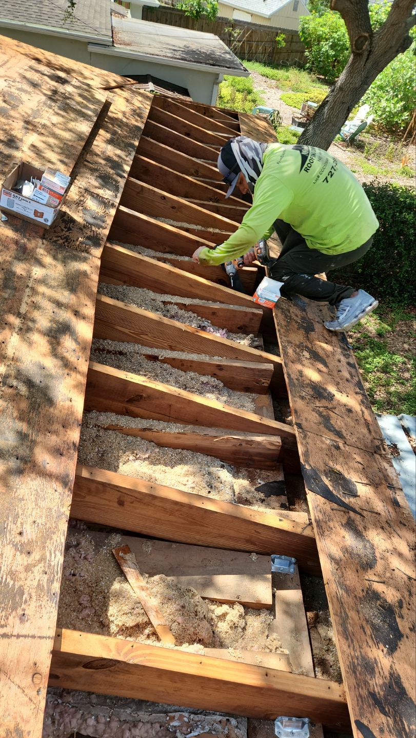 Project in St. Petersburg 33710 by Mitchell Roofing Company LLC 