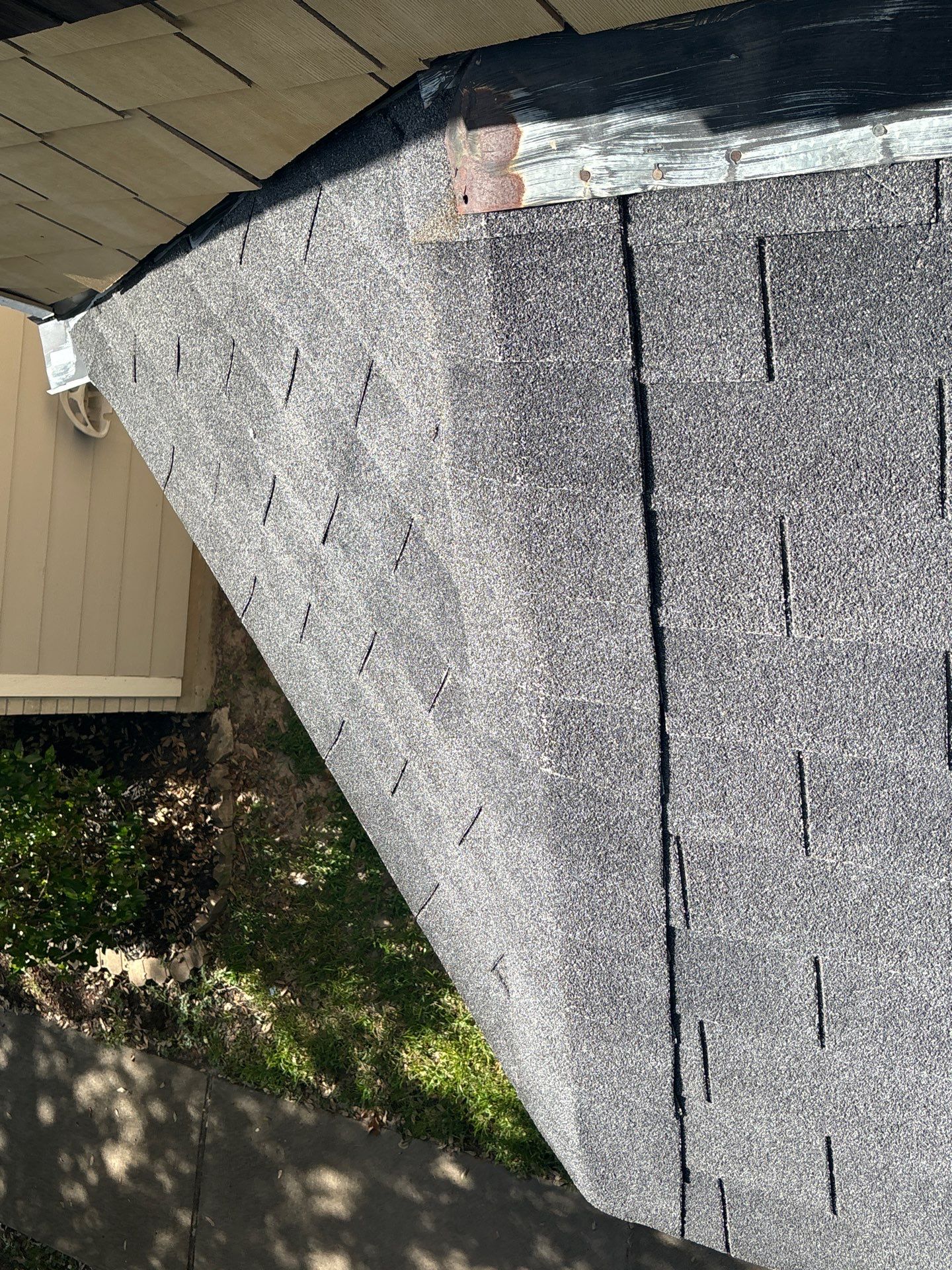 Residential Roofing Installation using Owen's Corning Duration (Lifetime) Shingles by Roof Repair Company
